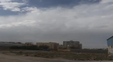 توقعات بأمطار على المرتفعات وتحذيرات من اضطراب مفاجئ في بحر باب المندب